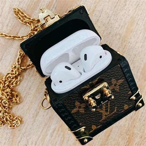 louis vuitton air pod pro case|louis vuitton airpod case cover.